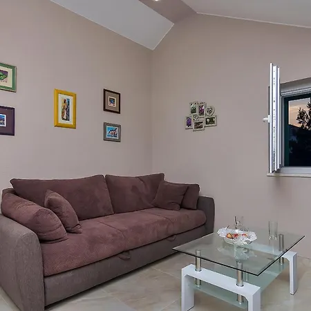 Beso Apartman