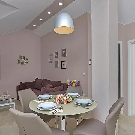 Beso Apartman Makarska